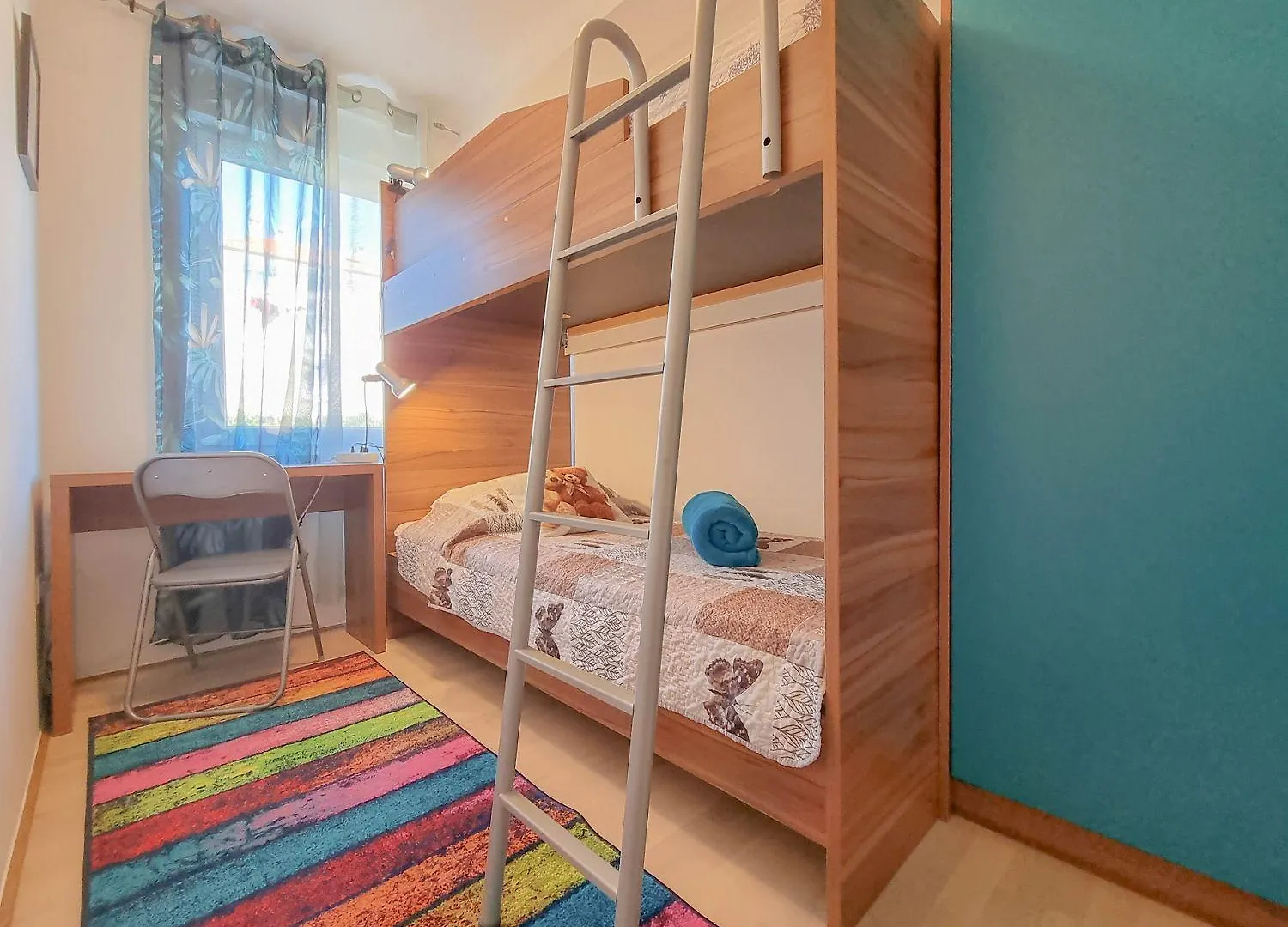Strandnahes Apartment Mit Meerblick, Mediterranem Garten, Liegen, Waschmaschine Umag 0*,  Croatia