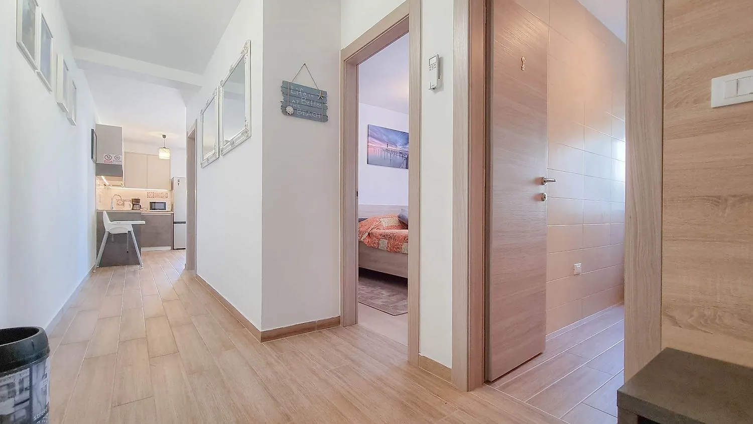 Strandnahes Apartment Mit Meerblick, Mediterranem Garten, Liegen, Waschmaschine Umag Croatia